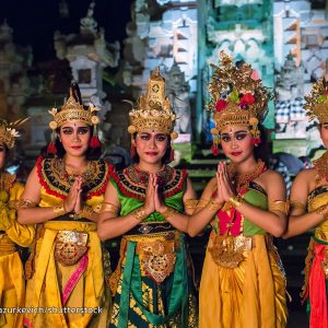 kecak-fire-dancer